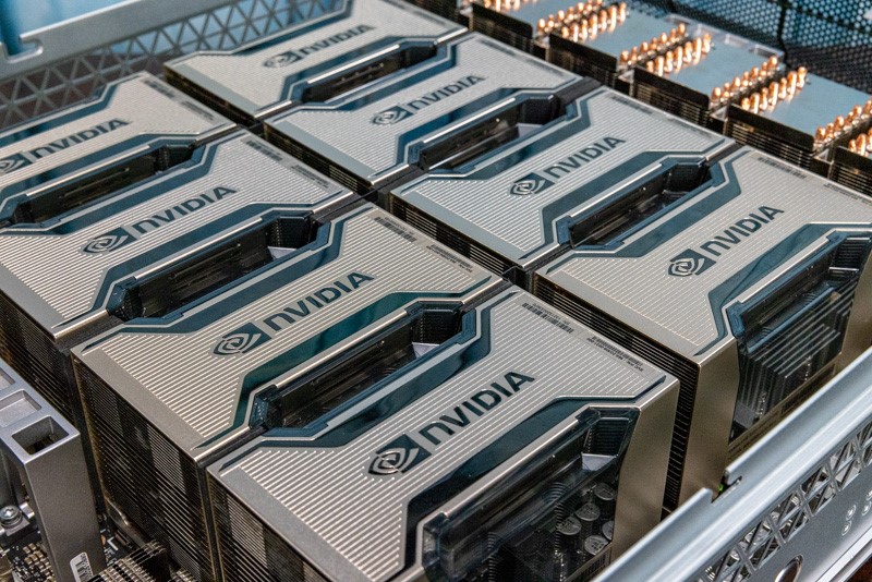 Kiểm tra NF5488A5 NVIDIA HGX A100 8 GPU Assembly 8x A100 2