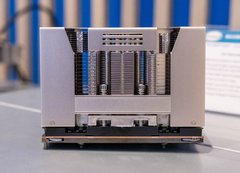 NVIDIA A100 SXM ở mặt bên ISC 2022